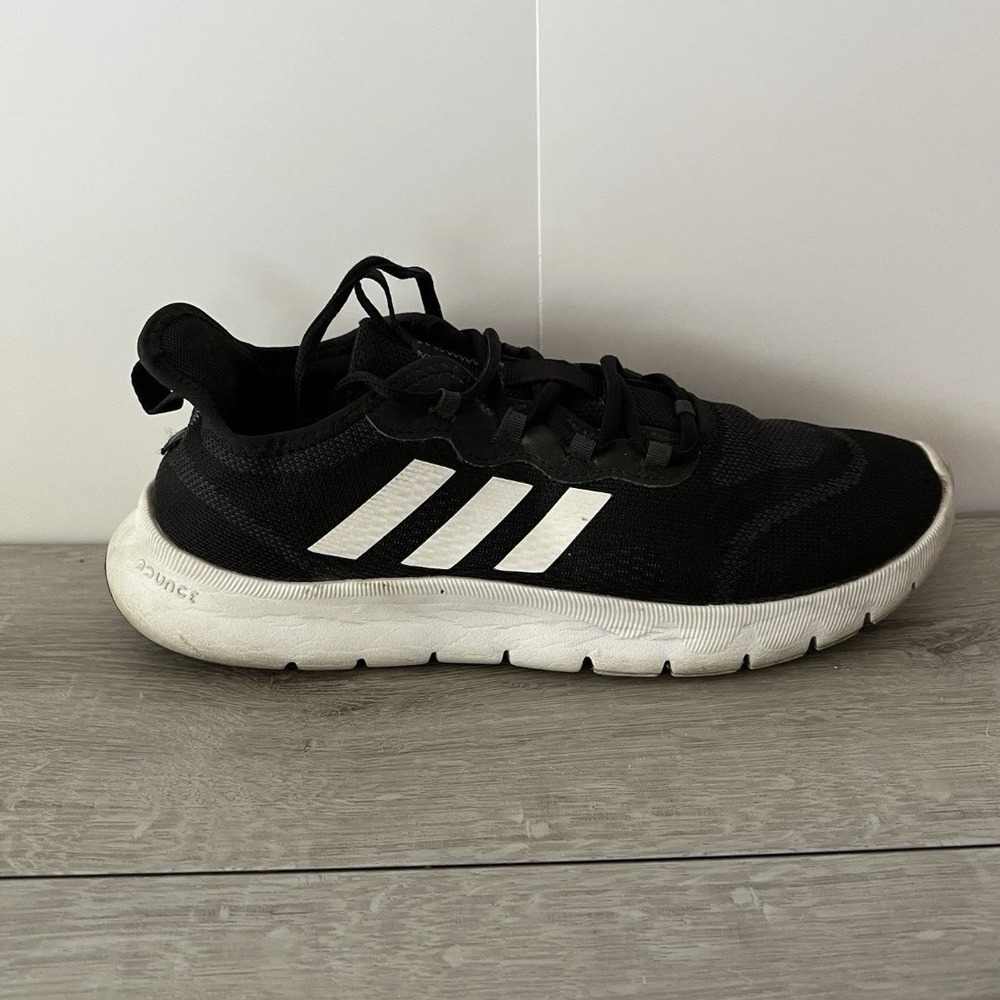 adidas Nario Move Womens Size 7 Black White Running Athletic Shoes Sneakers